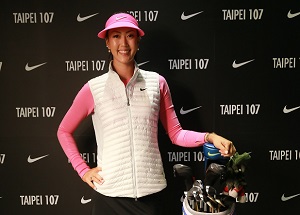 魏圣美现身耐克高尔夫台北门店,与球迷热情互动