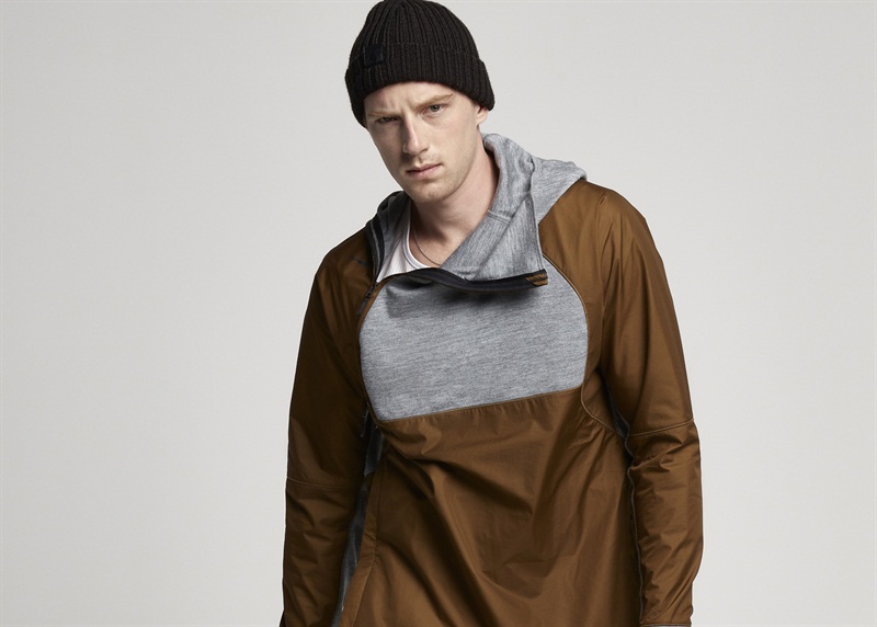 从一件T恤开始探索运动机能服装的未来设计:NikeLab NIKE A.A.E 1.0