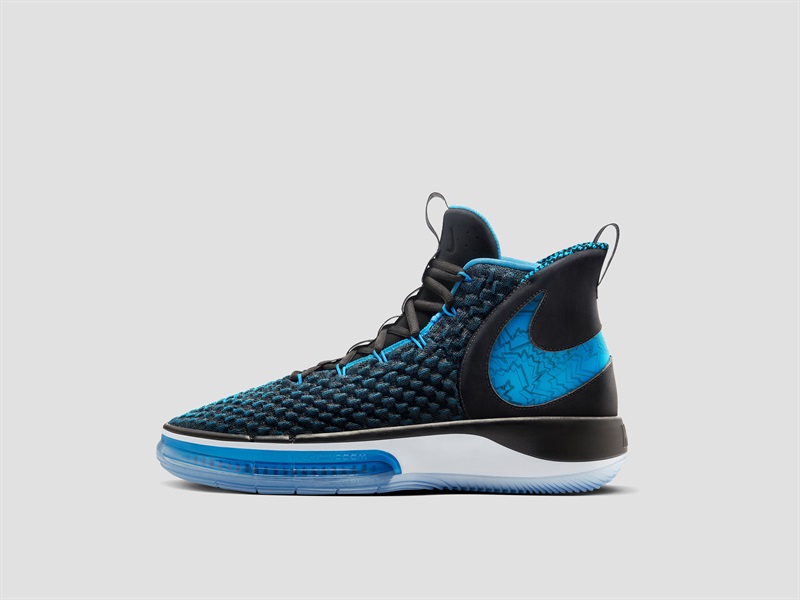 NIKE ALPHADUNK:躍破新高