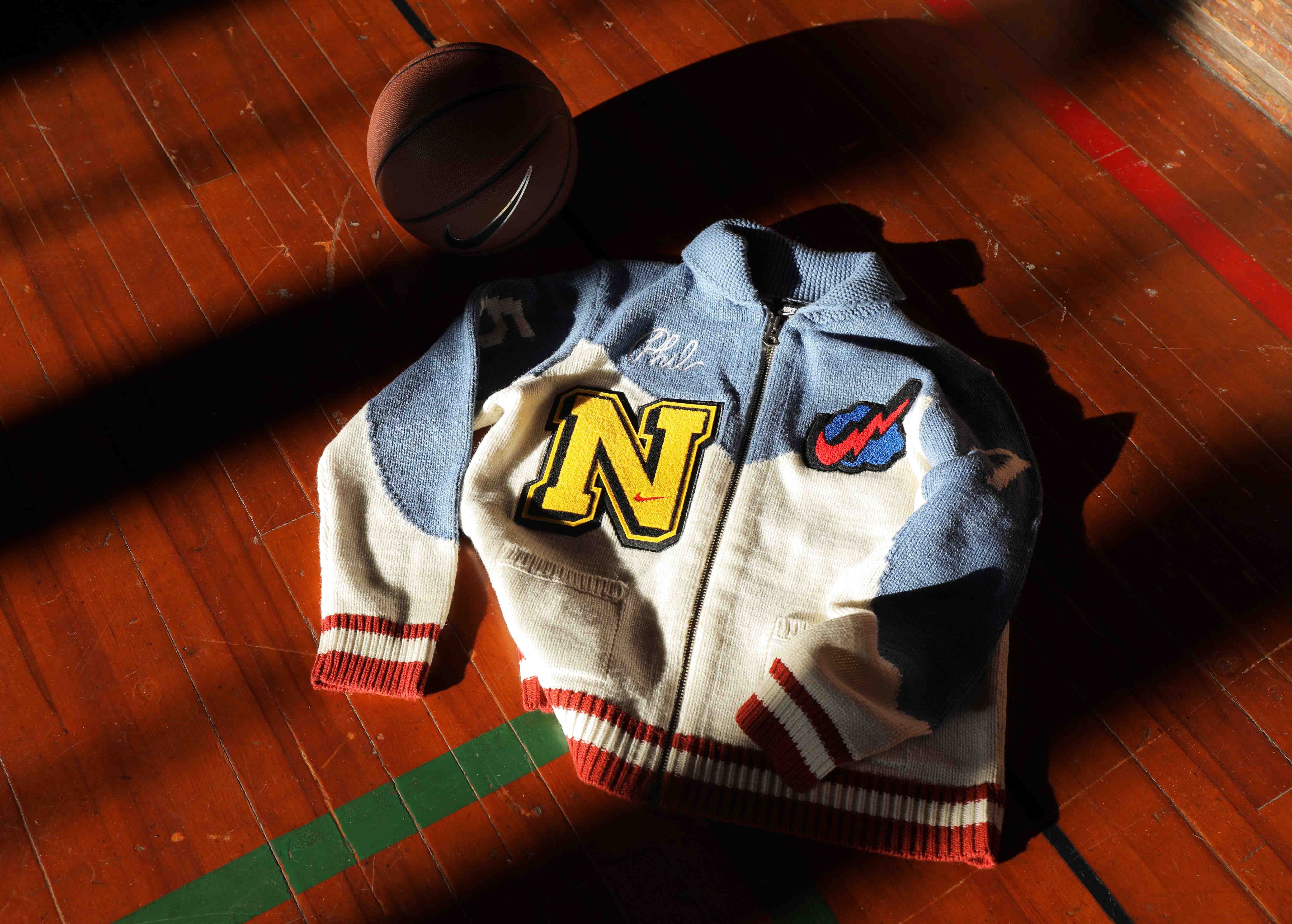 Nike Sportswear 推出 Pro Club 针织衫 回味 70 年代非凡时刻