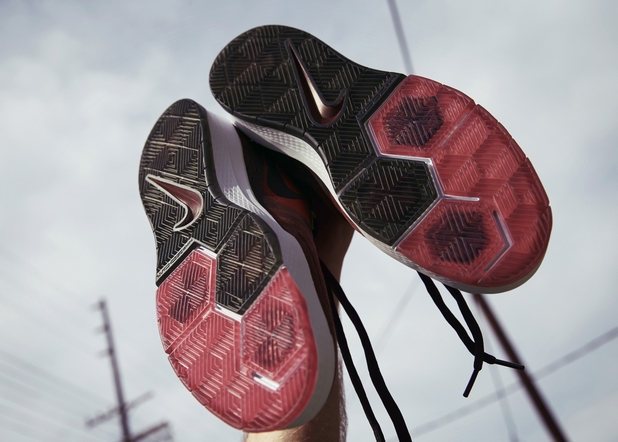 NIKE SB,玩转滑板:PAUL RODRIGUEZ 9 ELITE滑板鞋