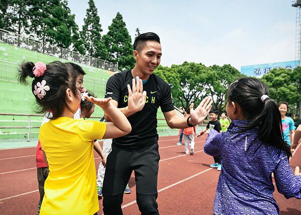 #出来玩# NRC总教练苏凯男:爱运动的孩子学习有优势
