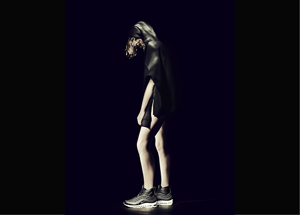 勿忘初心,RICCARDO TISCI 关于AIR MAX 97的时尚宣言