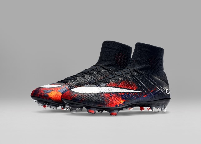 CR7足球鞋系列第一章:SAVAGE BEAUTY