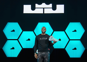Nike發表 LEBRON 12:引爆新戰能
