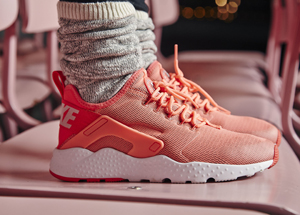 以简胜繁:THE AIR HUARACHE ULTRA