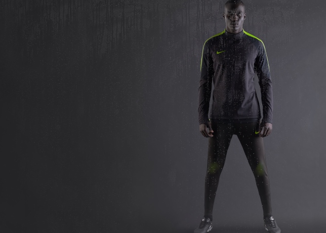 Nike Strike足球训练系列:专为速度足球打造