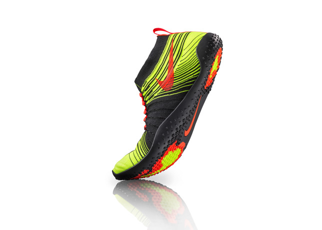 nike free hyperfeel cross elite