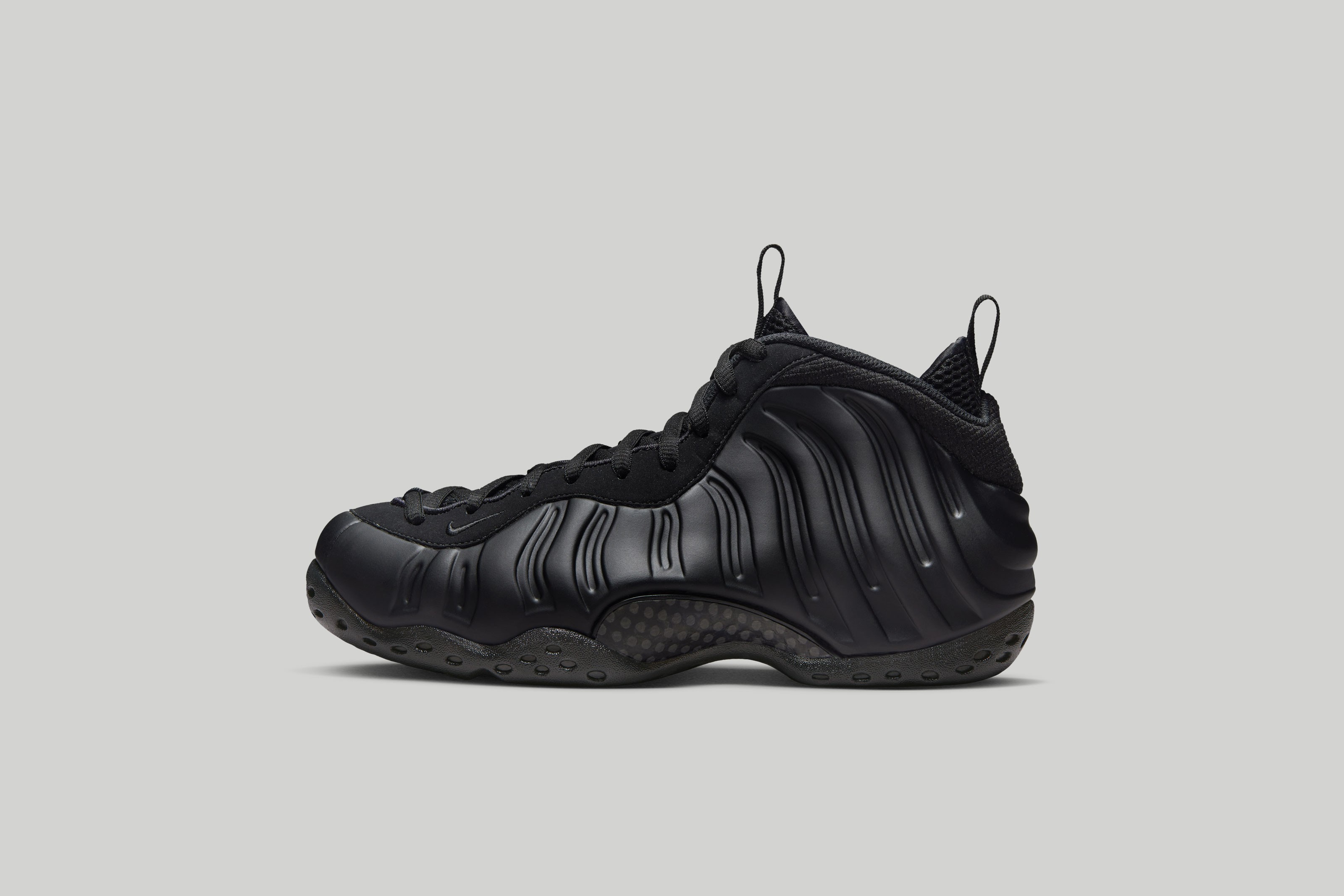 001_nikebasketball-ho23-airfoamposite-2.jpg