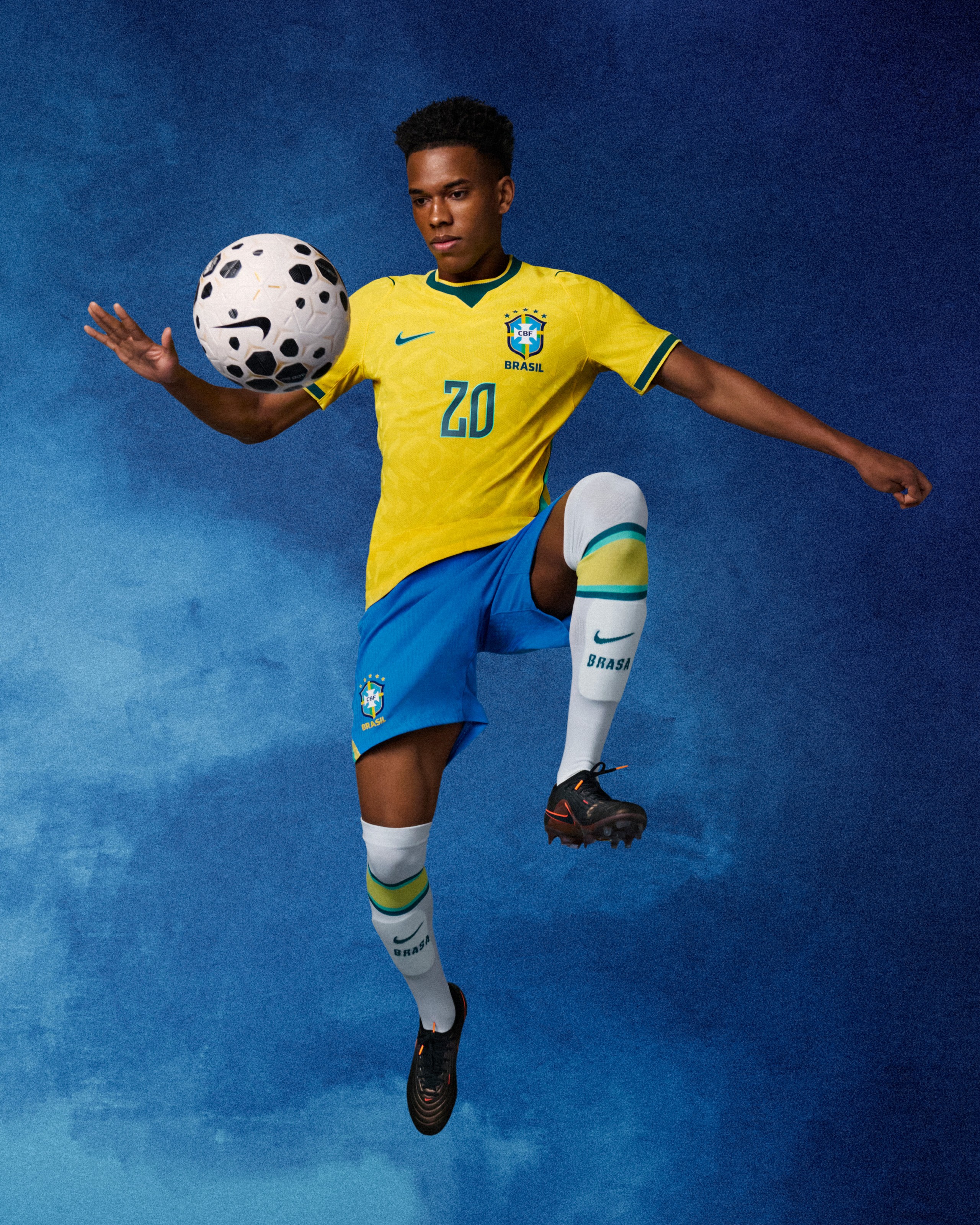 008_nike-football-2026-federation-kits-brasil-estevao.jpg 008_nike-football-2026-federation-kits-brasil-estevao.jpg